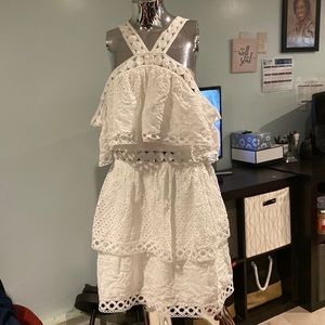 White Lace cotton and polyester Summer dress. Size L